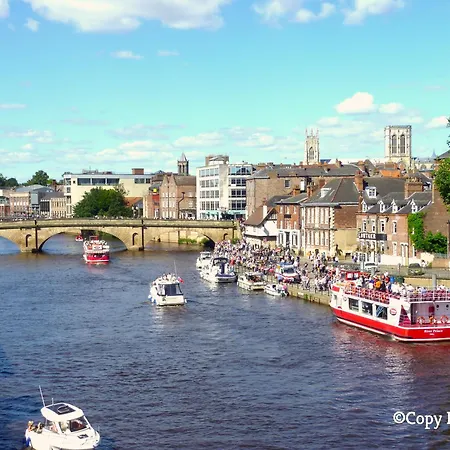 Apartamento Over The River - Emperors Wharf York