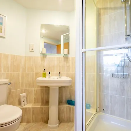 Over The River - Emperors Wharf Appartamento York