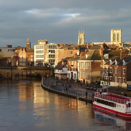 Appartamento Over The River - Emperors Wharf *